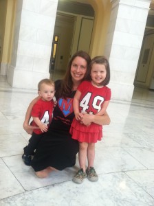 MomsRising member Clara Paynter and children joined advocates, other women and moms and Congressional leaders to speak out for fair pay.
