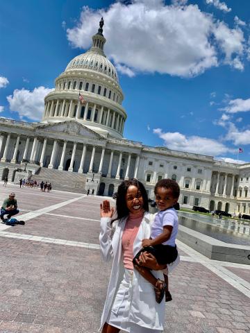 Momsrising RISER Jacqeline at the Capitol