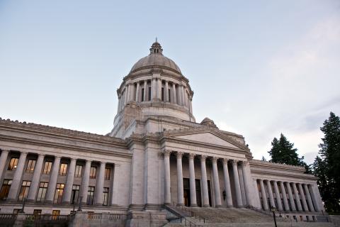 [photo of WA State Capitol building]