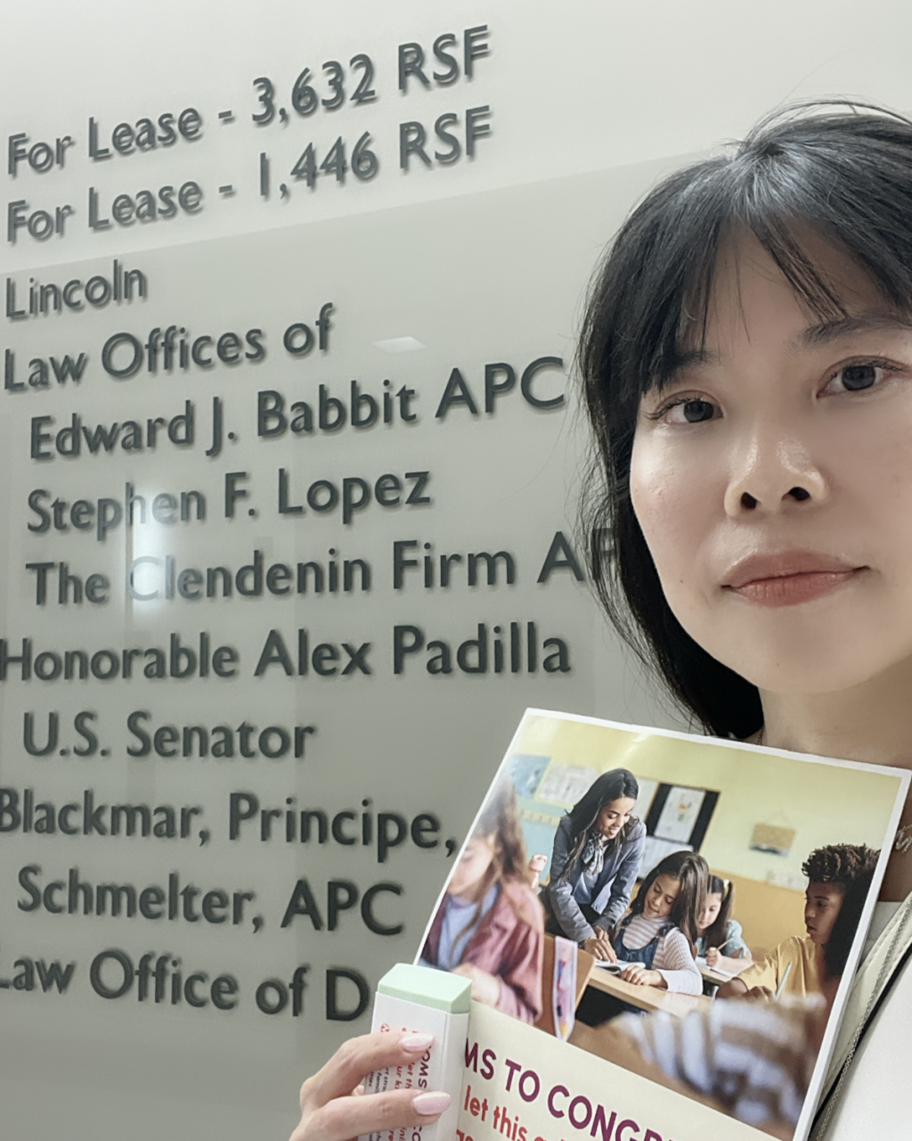 Beacon Hub Leader To-wen Tseng delivered a MomsRising storybook and a giant eraser prop to the office of U.S. Sen. Padilla, urging him to continue supporting public education.