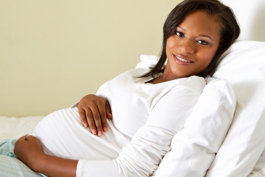 photo of black pregnant woman